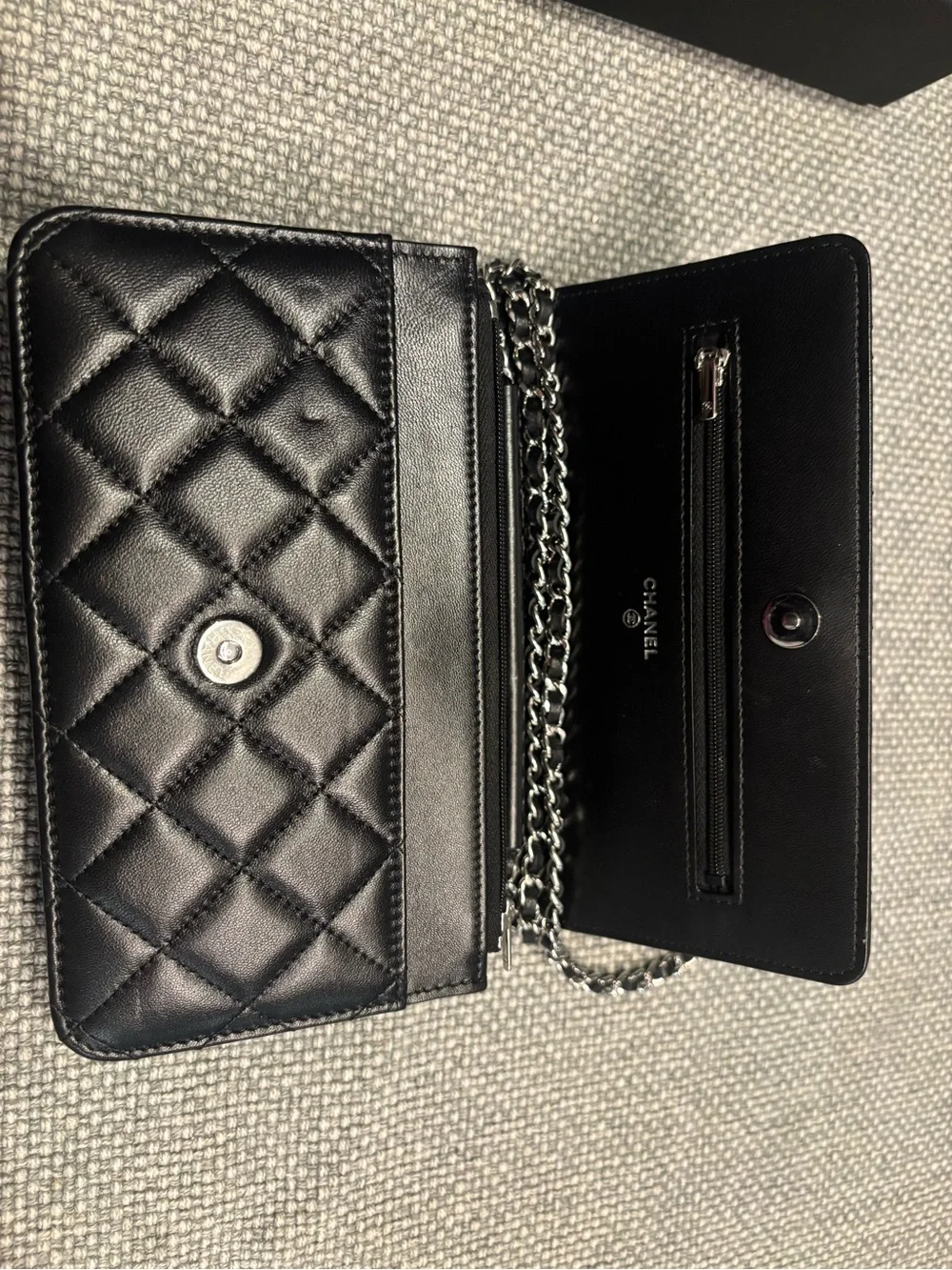 CHANEL classic quilted